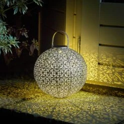 Kölle Solarlaterne Jumbo Damast, Silber Matt, Höhe 32 Cm, Ø 30 Cm