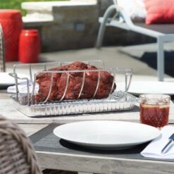 Napoleon Spare Rib-/Braten-Halter, Aus Edelstahl -Gartengeschäft 3920501624 56019 roast rib rack in use 41410