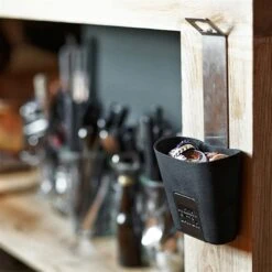 Höfats JOHNNY CATCH Wand-Flaschenöffner Mit Fangbecher Aus Gebürstetem Edelstahl -Gartengeschäft 3920501771 JOHNNY CATCH Wand Flaschenoeffner mit Fangbecher 9 57549